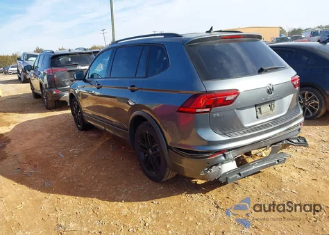 2022 Volkswagen Tiguan 2.0T Se R-Line Black from USA, damaged, VIN 3VVCB7AXXNM039907